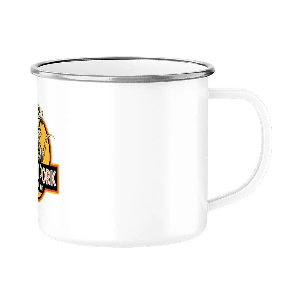 Emaille Tasse Jurassic Pork – Lustiger Camping Becher & Grill Geschenk – Motivdruck in Silber, Nahaufnahme